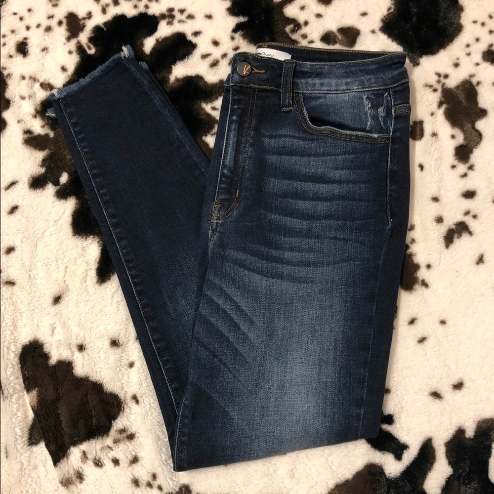 KanCan Signature Skinny Jeans